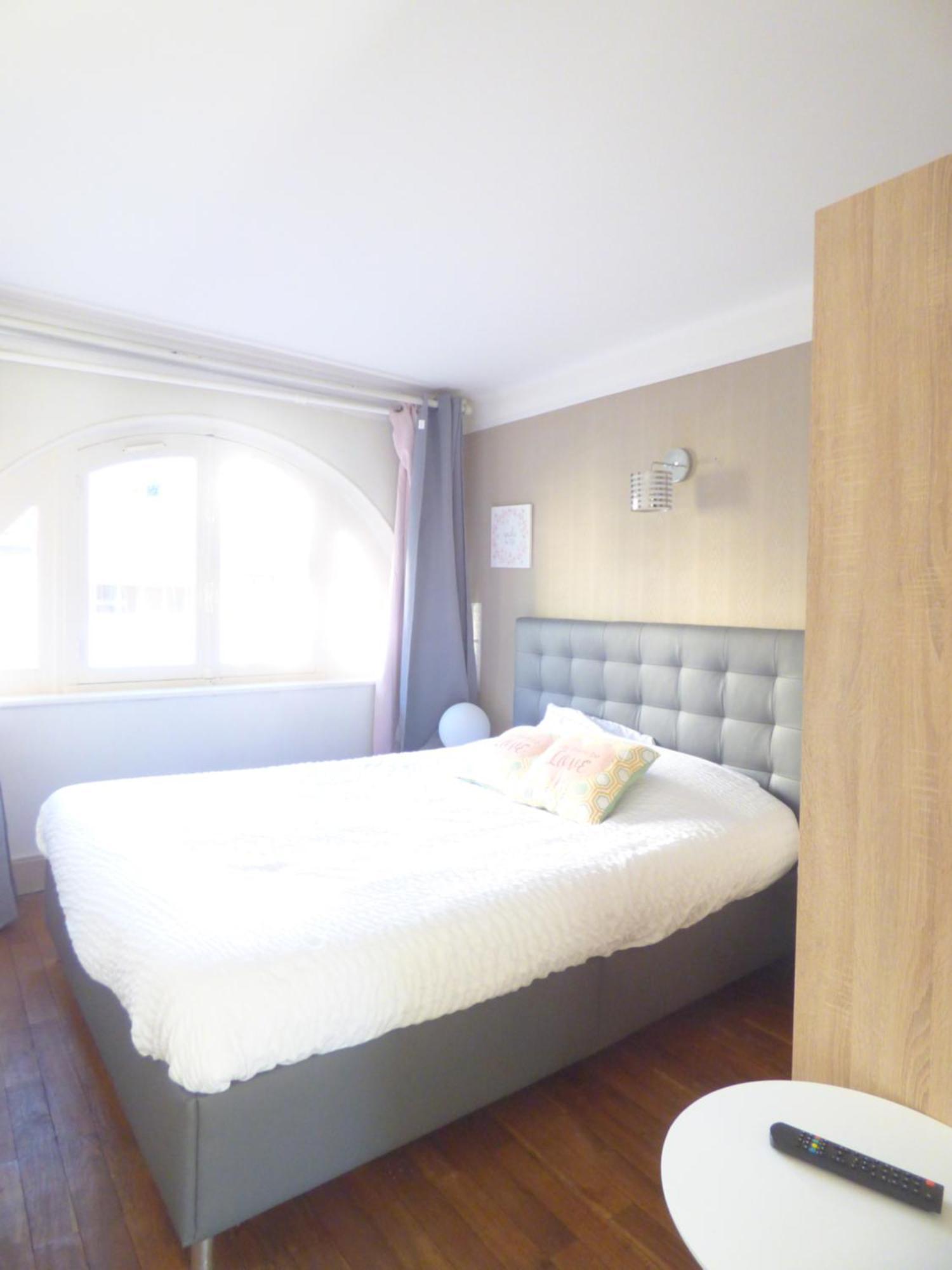 Les Cocons De Stephanie Apartment Vichy Exterior photo