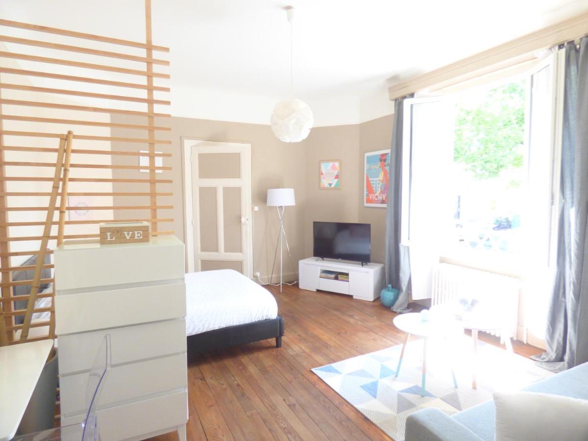 Les Cocons De Stephanie Apartment Vichy Exterior photo